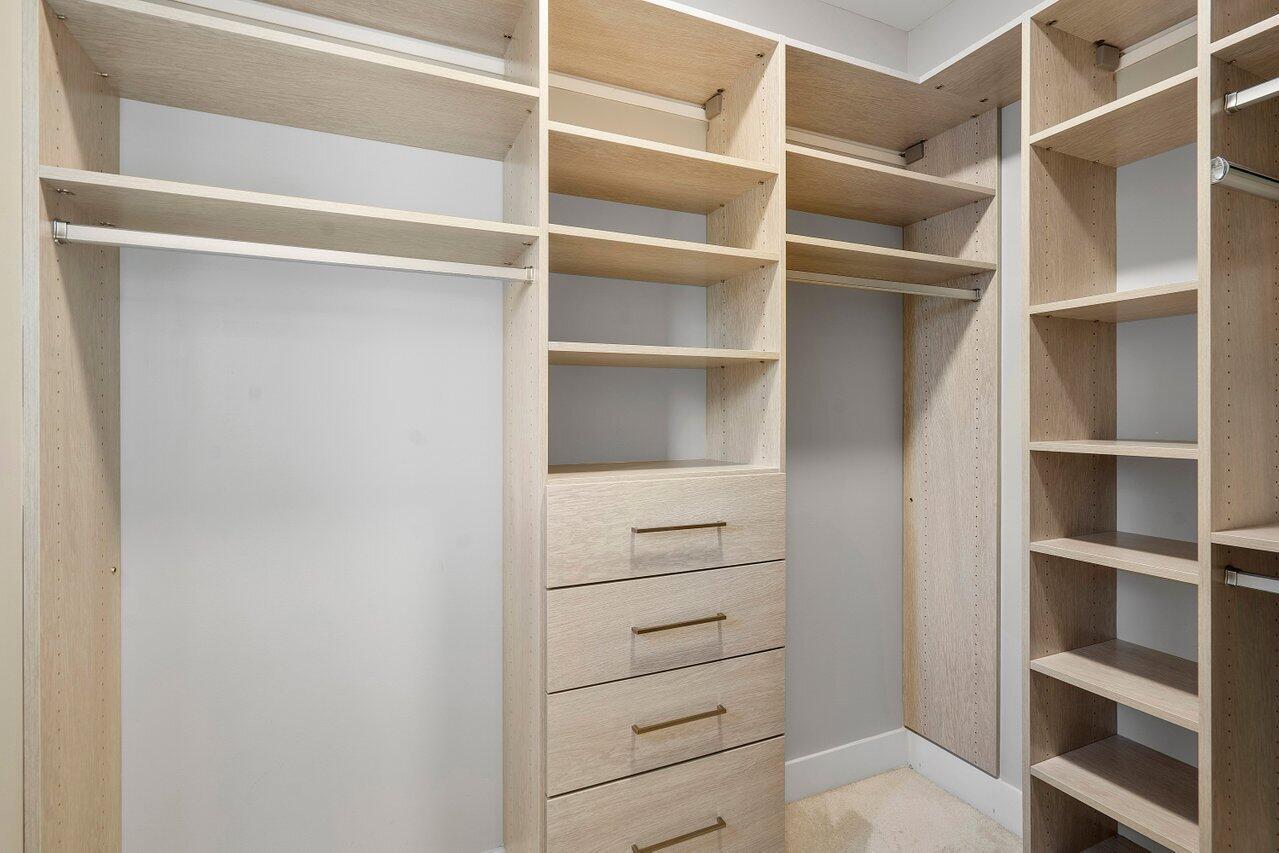 SPANISH RIVER TOWNHOMES/m - Residential Lease