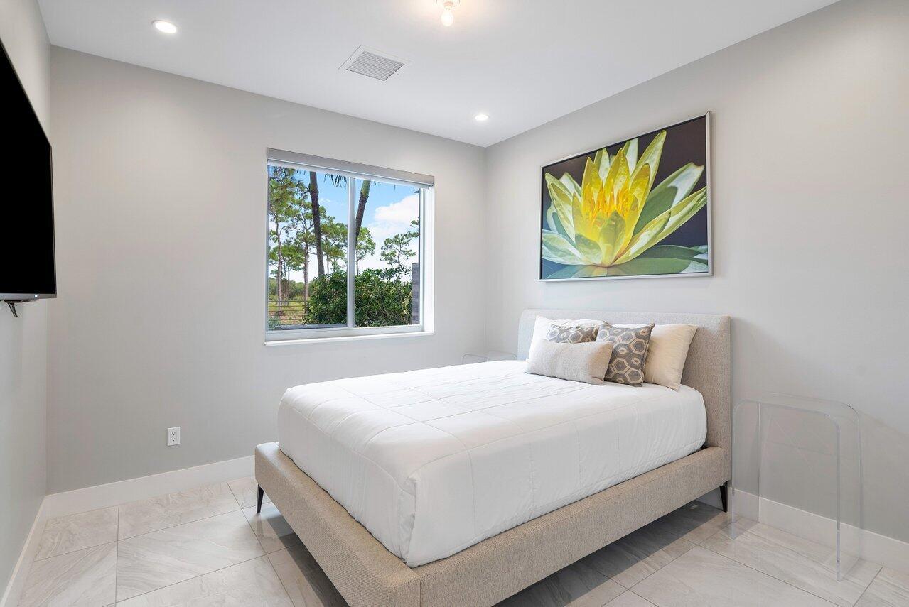 SPANISH RIVER TOWNHOMES/m - Residential Lease