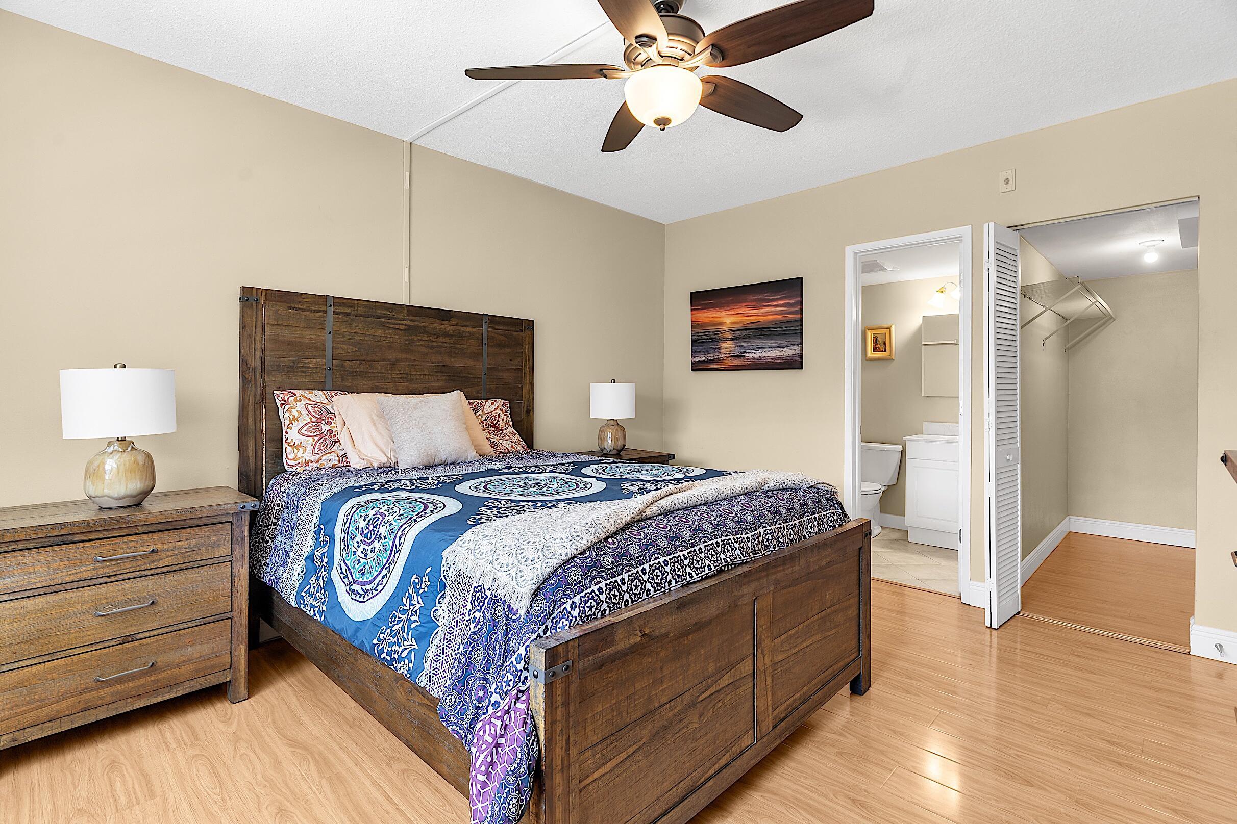 PENTHOUSE NORTH CONDO - Residential