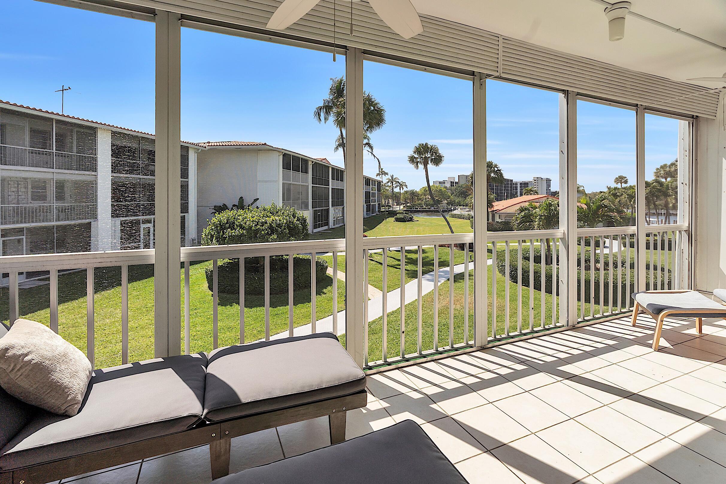 PENTHOUSE NORTH CONDO - Residential