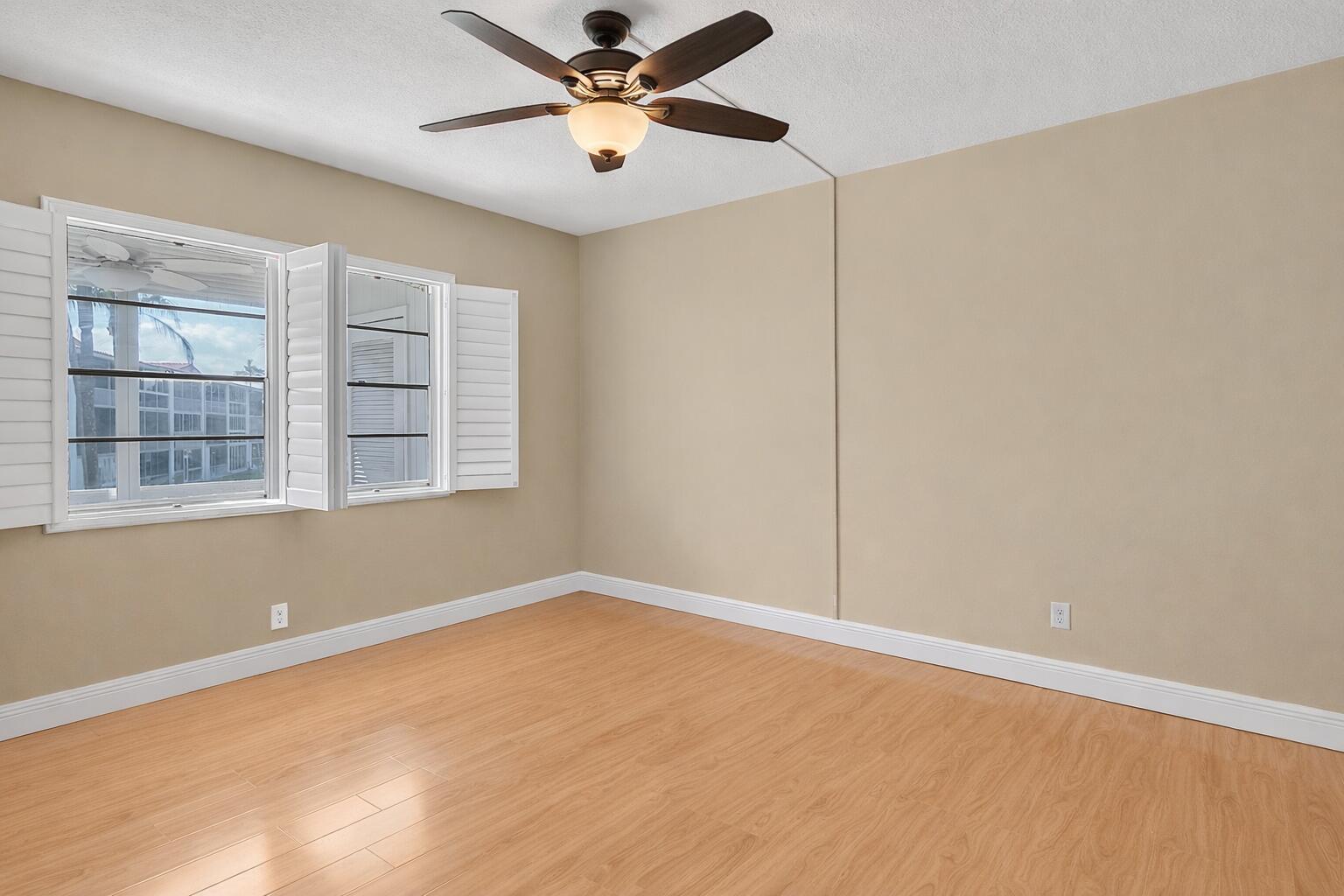 PENTHOUSE NORTH CONDO - Residential