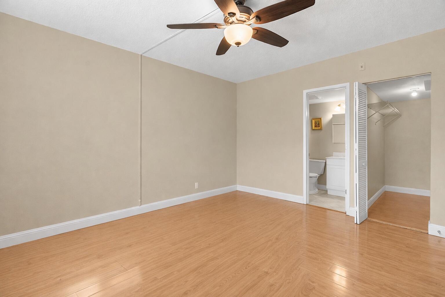 PENTHOUSE NORTH CONDO - Residential