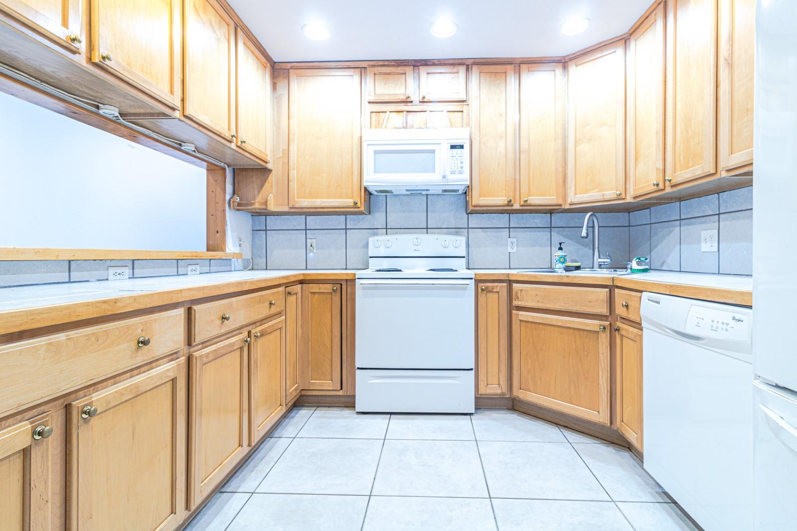 Coral Ridge Isles 45-47 B - Residential Income