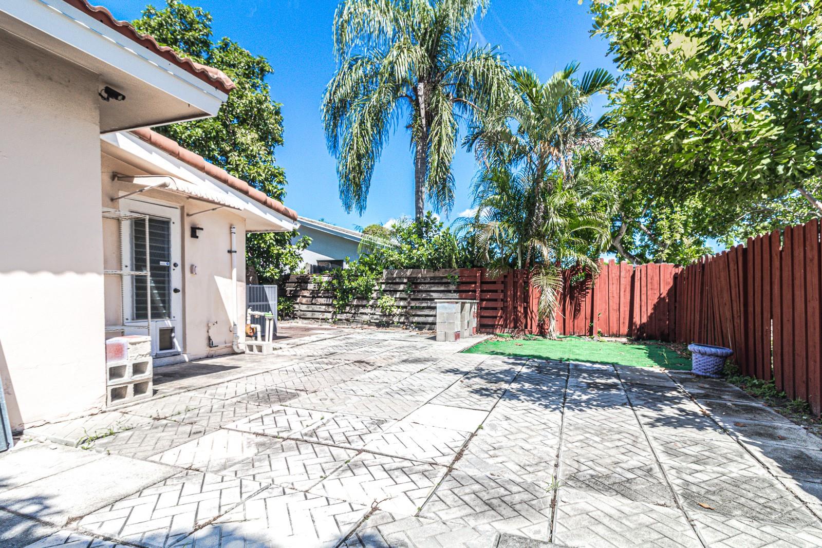 Coral Ridge Isles 45-47 B - Residential Income