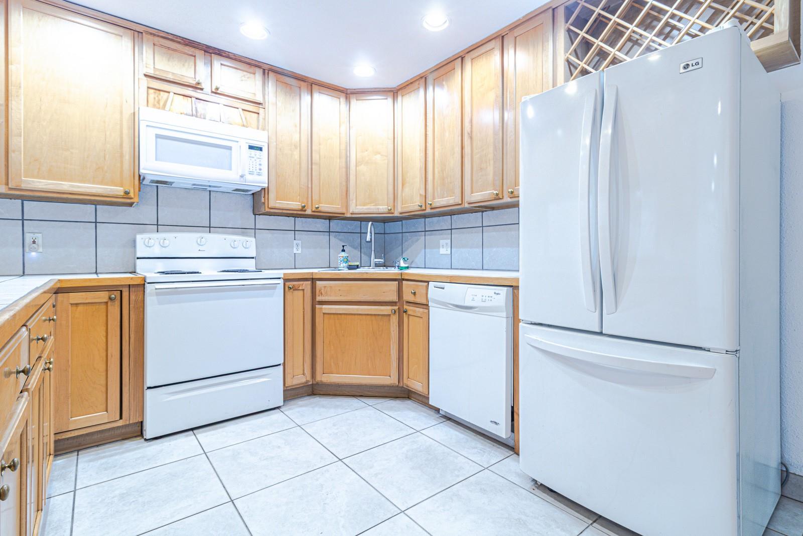 Coral Ridge Isles 45-47 B - Residential Income