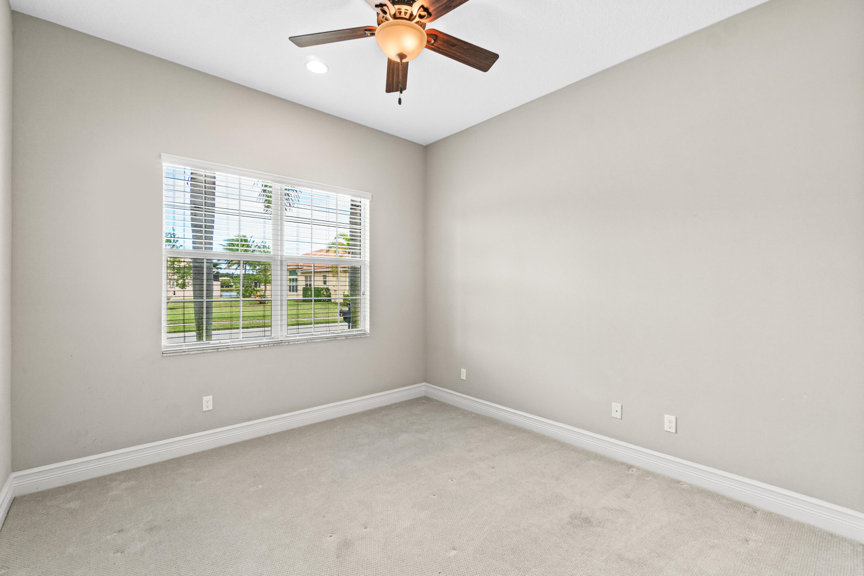 Valencia Cove - Residential Lease
