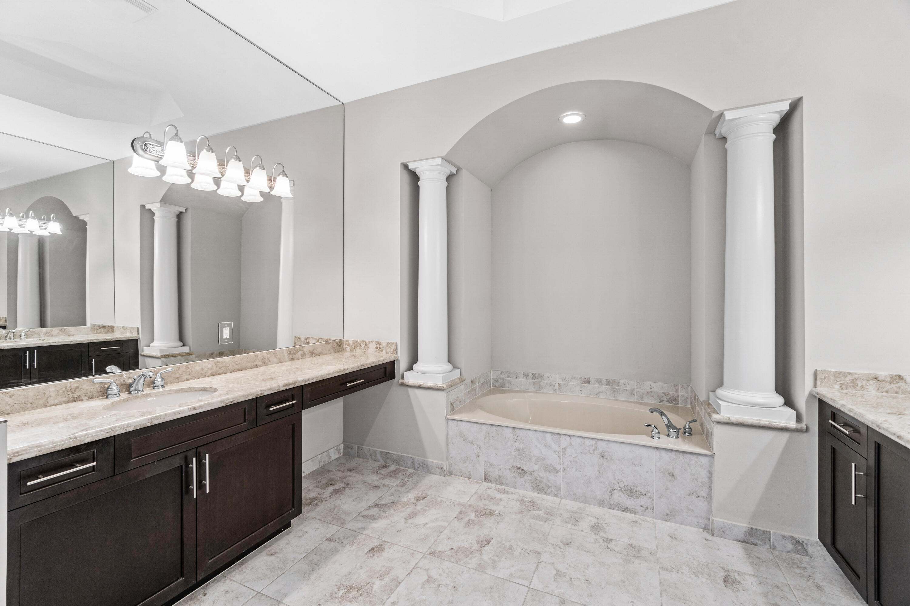 Valencia Cove - Residential Lease