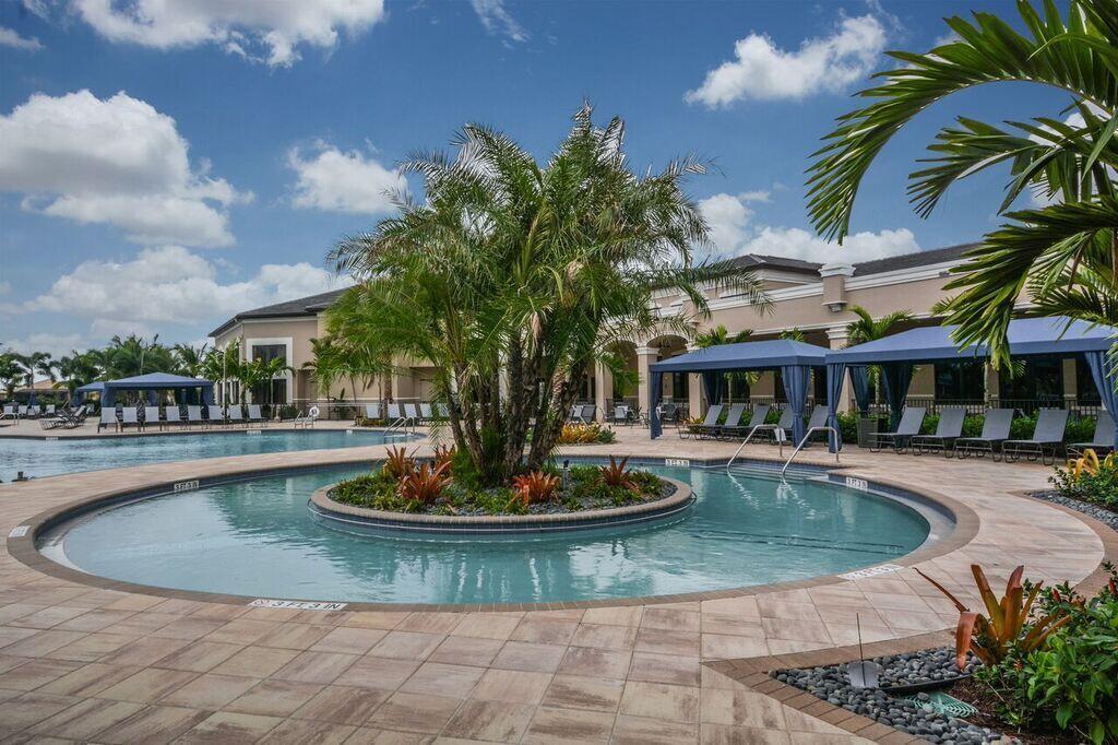 Valencia Cove - Residential Lease
