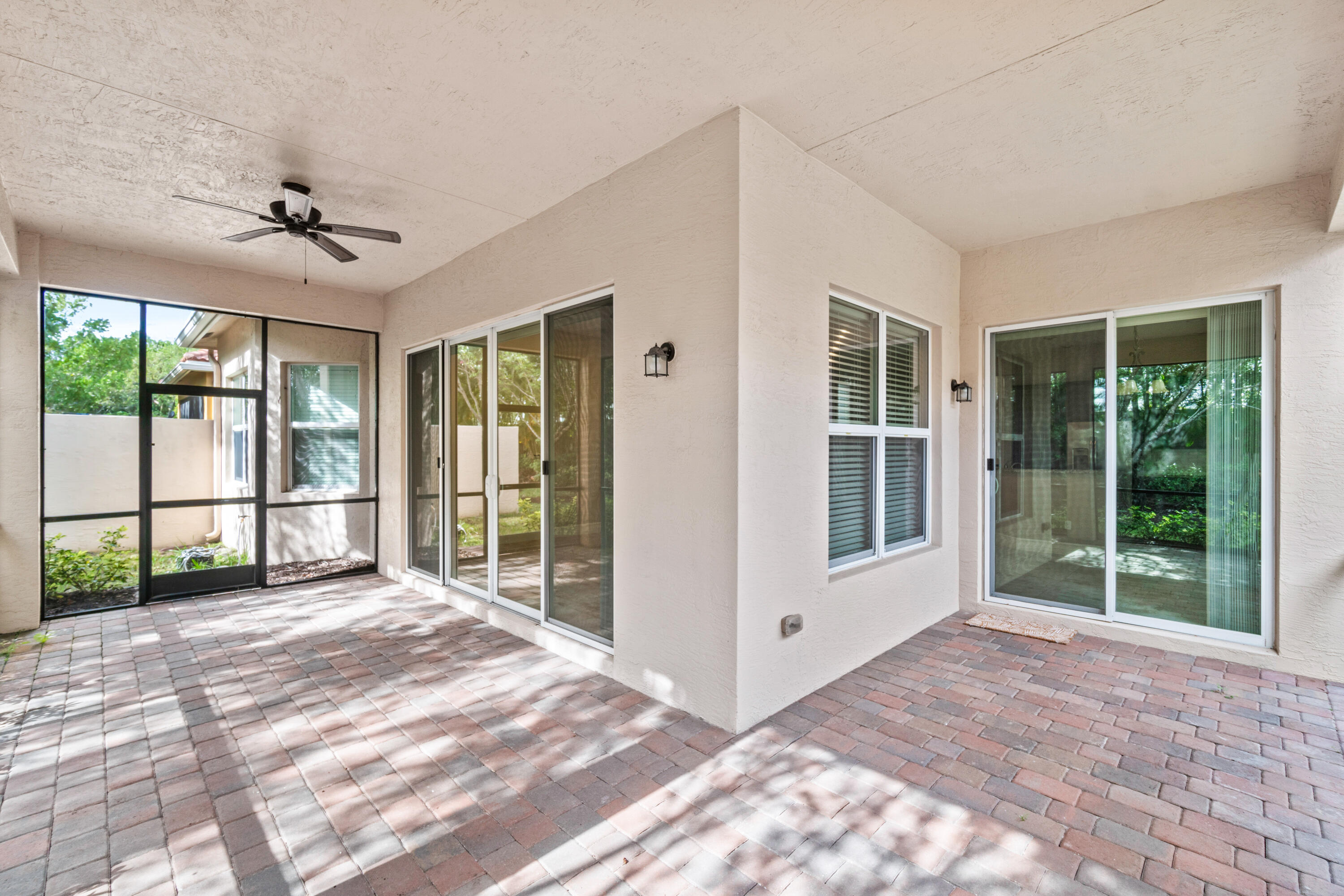 Valencia Cove - Residential Lease