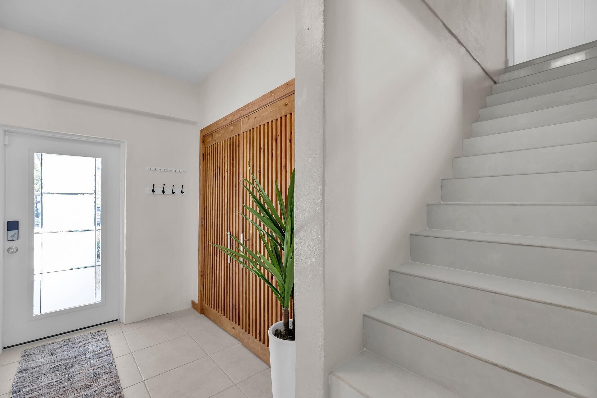 Stirrup Key Sub - Residential