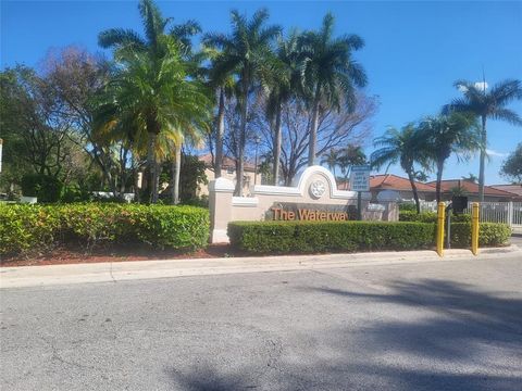 13040 NW 5th St Pembroke Pines FL 33028