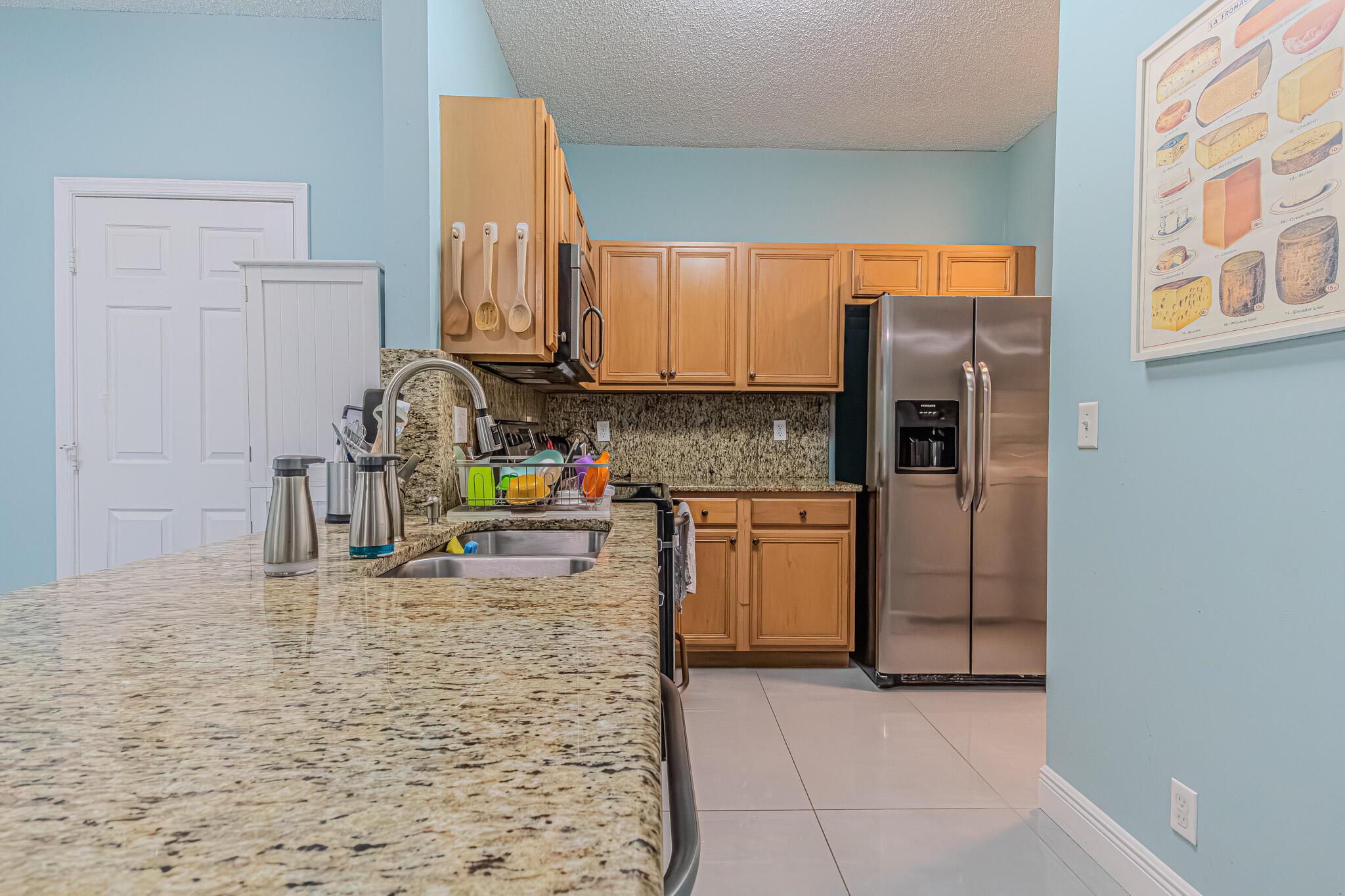 LAGO VISTA AT COCONUT CRE - Residential
