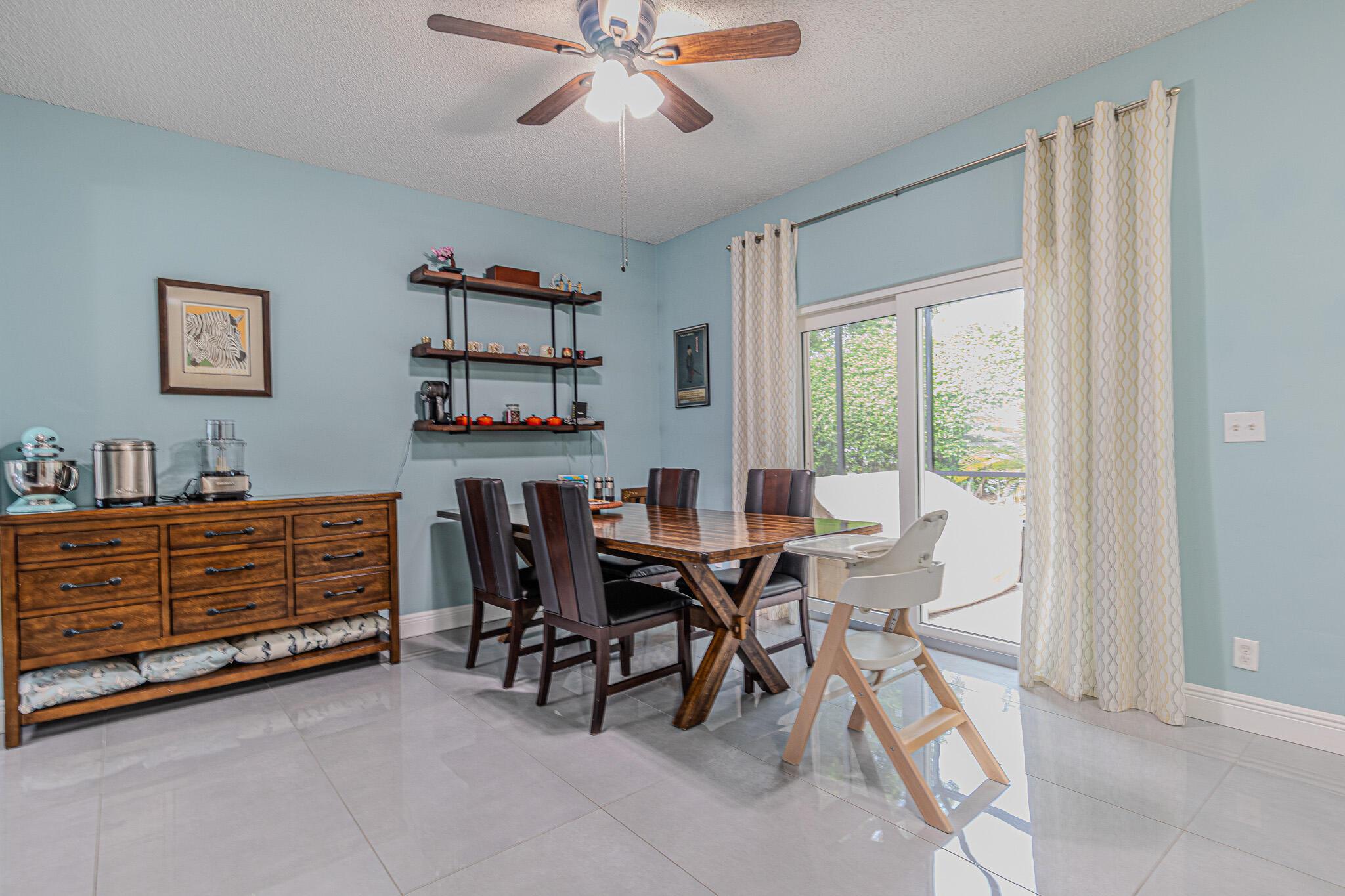 LAGO VISTA AT COCONUT CRE - Residential