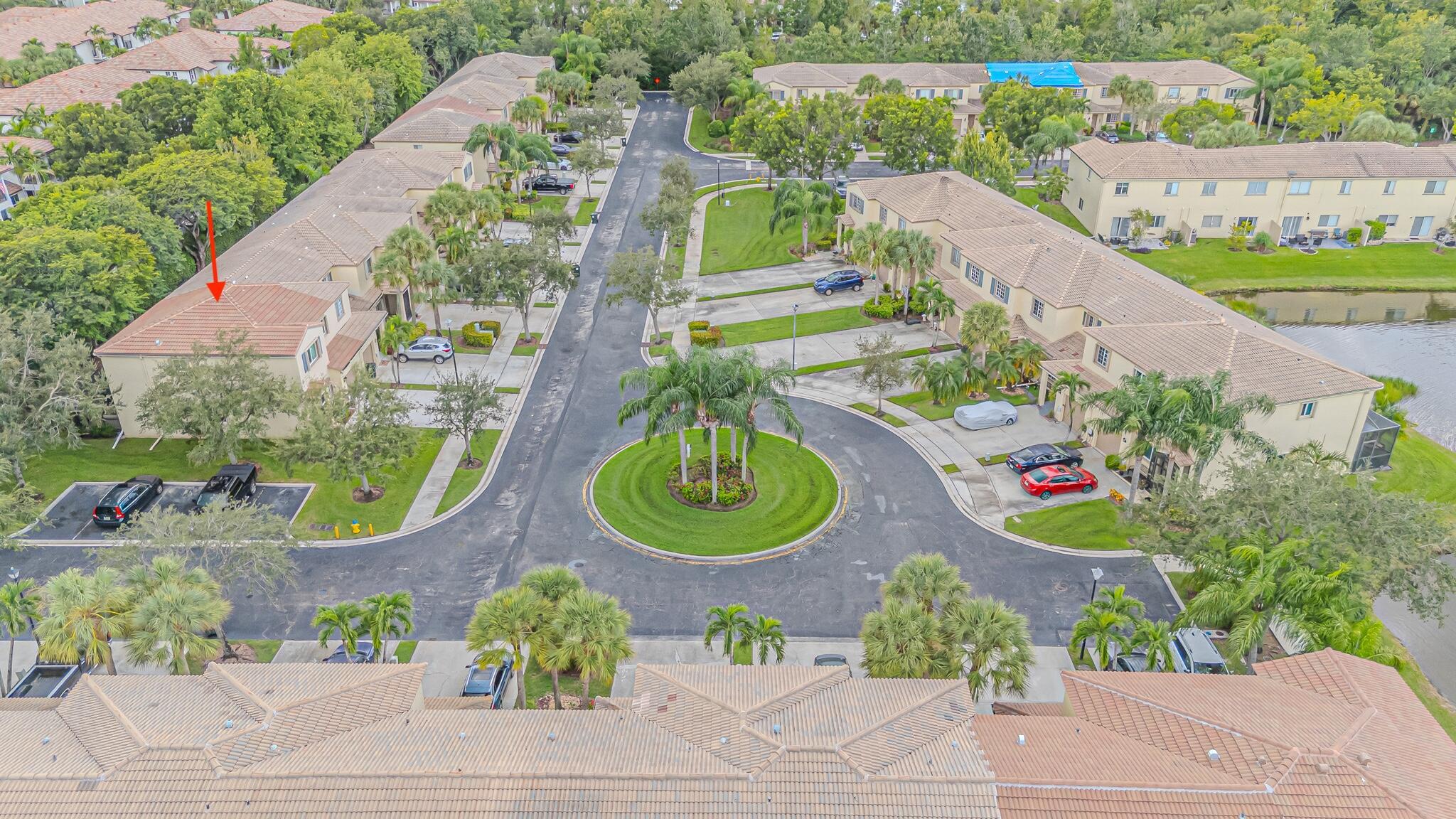 LAGO VISTA AT COCONUT CRE - Residential