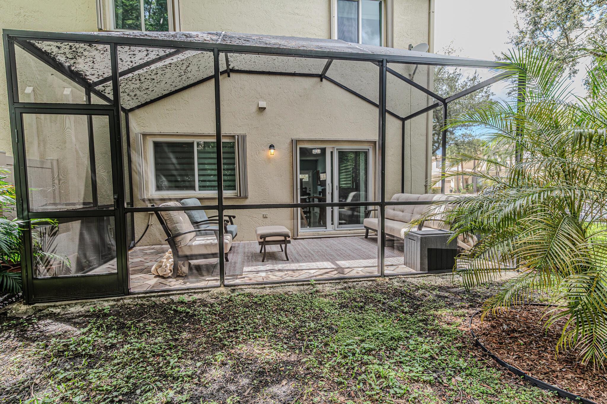 LAGO VISTA AT COCONUT CRE - Residential