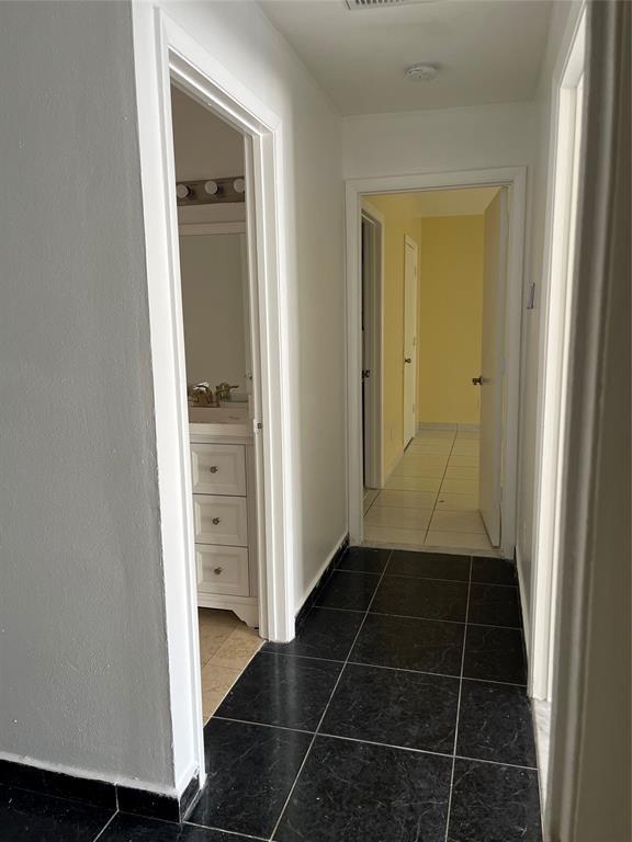 Boynton Lakes 04 - Residential Lease