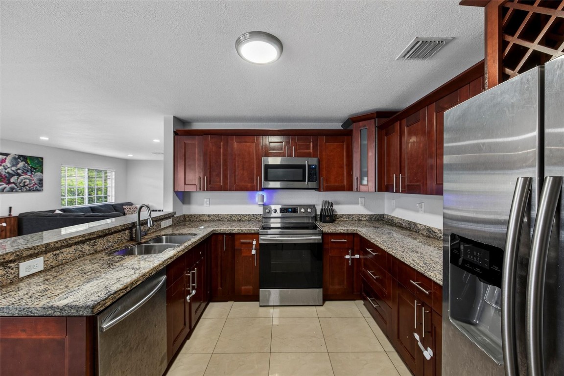 Prospect Gardens 22-26 B - Residential