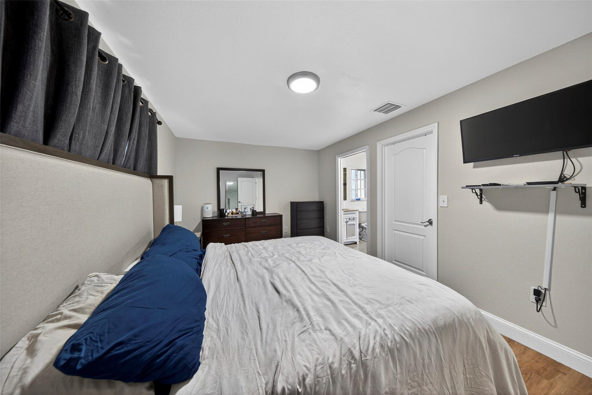 Prospect Gardens 22-26 B - Residential