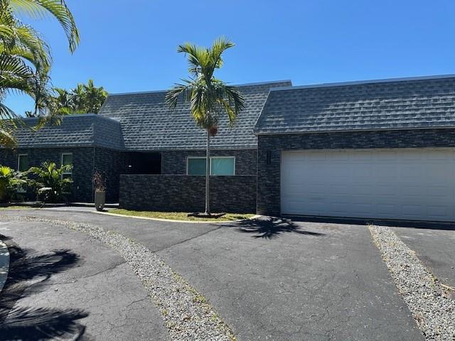 1129 W Cypress Dr
