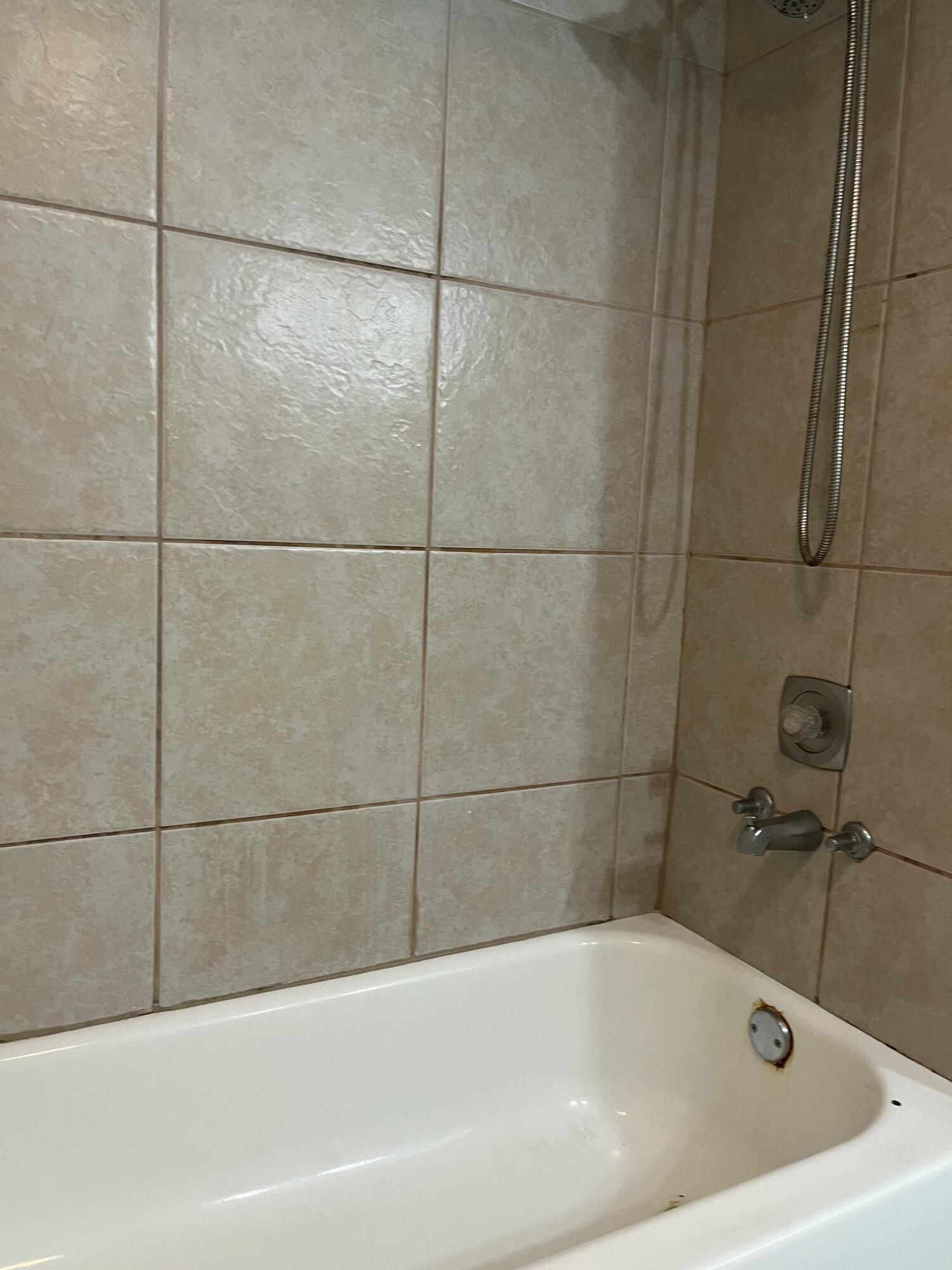 SEVEN SPRINGS 1 - Residential