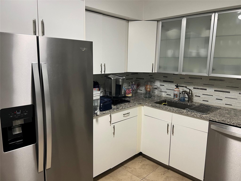 COUNTRY CLUB APT At Bonav - Residential