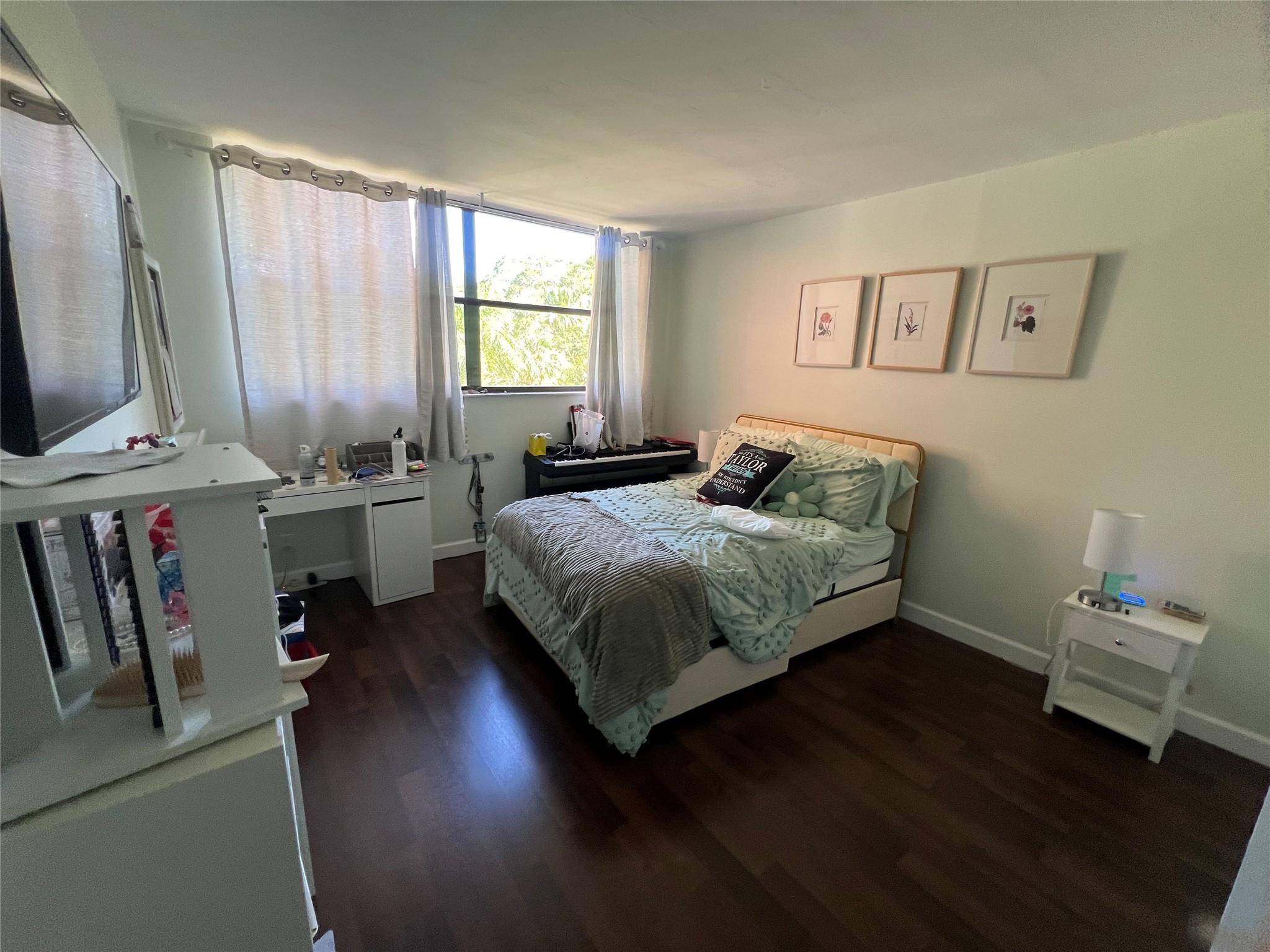 COUNTRY CLUB APT At Bonav - Residential