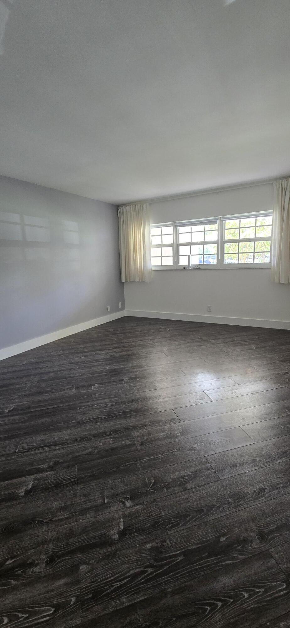NO 13 PALM-AIRE COUNTRY CLUB - Residential Lease