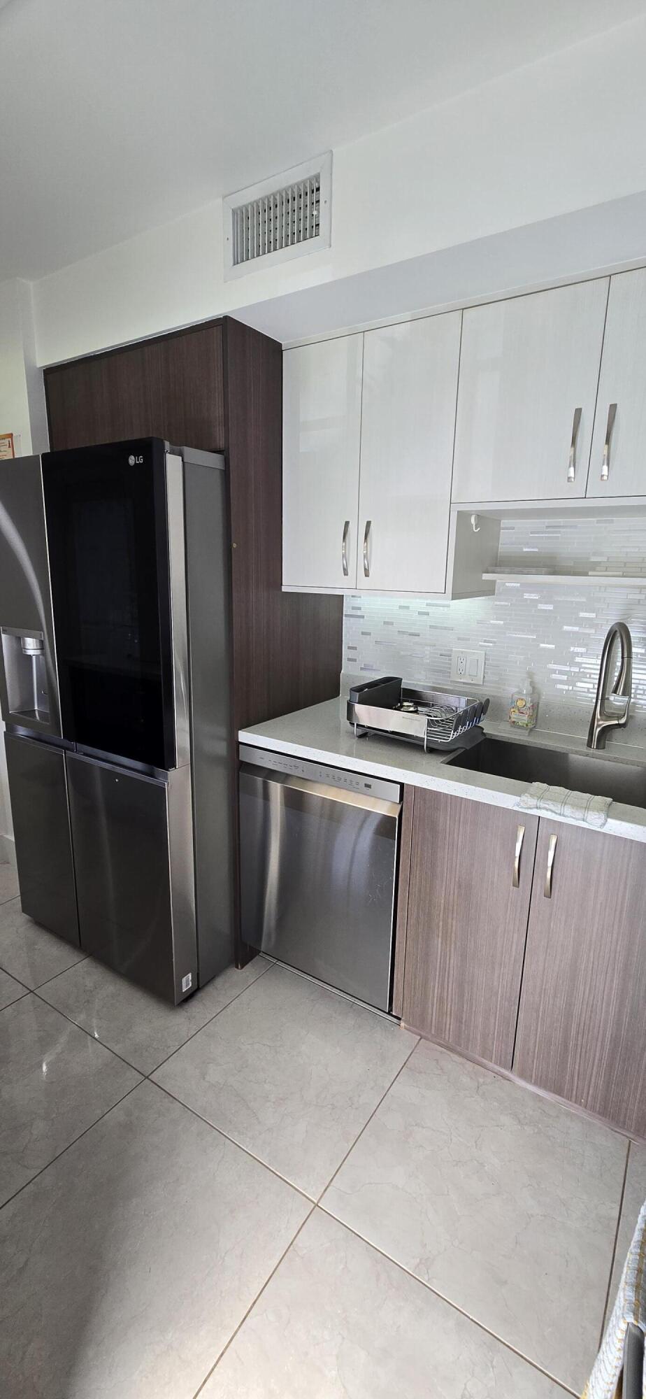 3300 N Palm Aire Drive 109