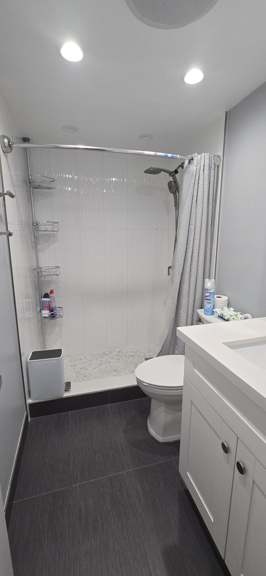 NO 13 PALM-AIRE COUNTRY CLUB - Residential Lease