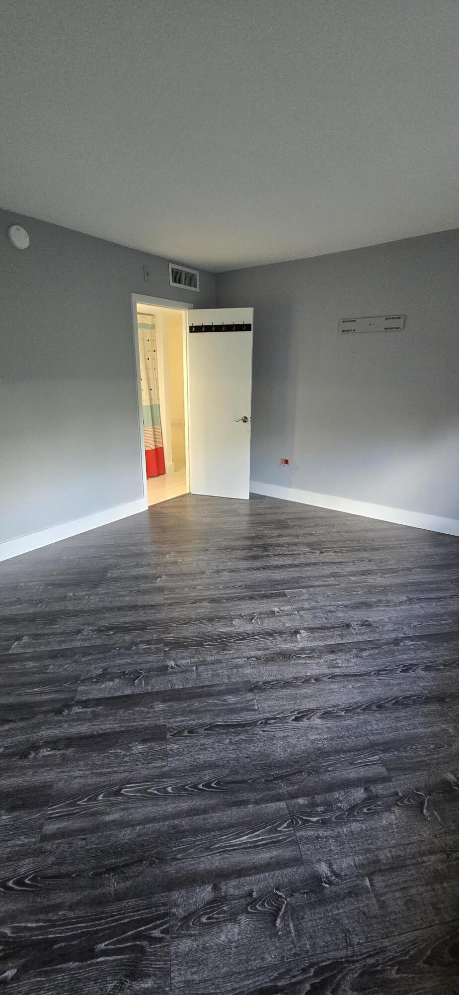 NO 13 PALM-AIRE COUNTRY CLUB - Residential Lease