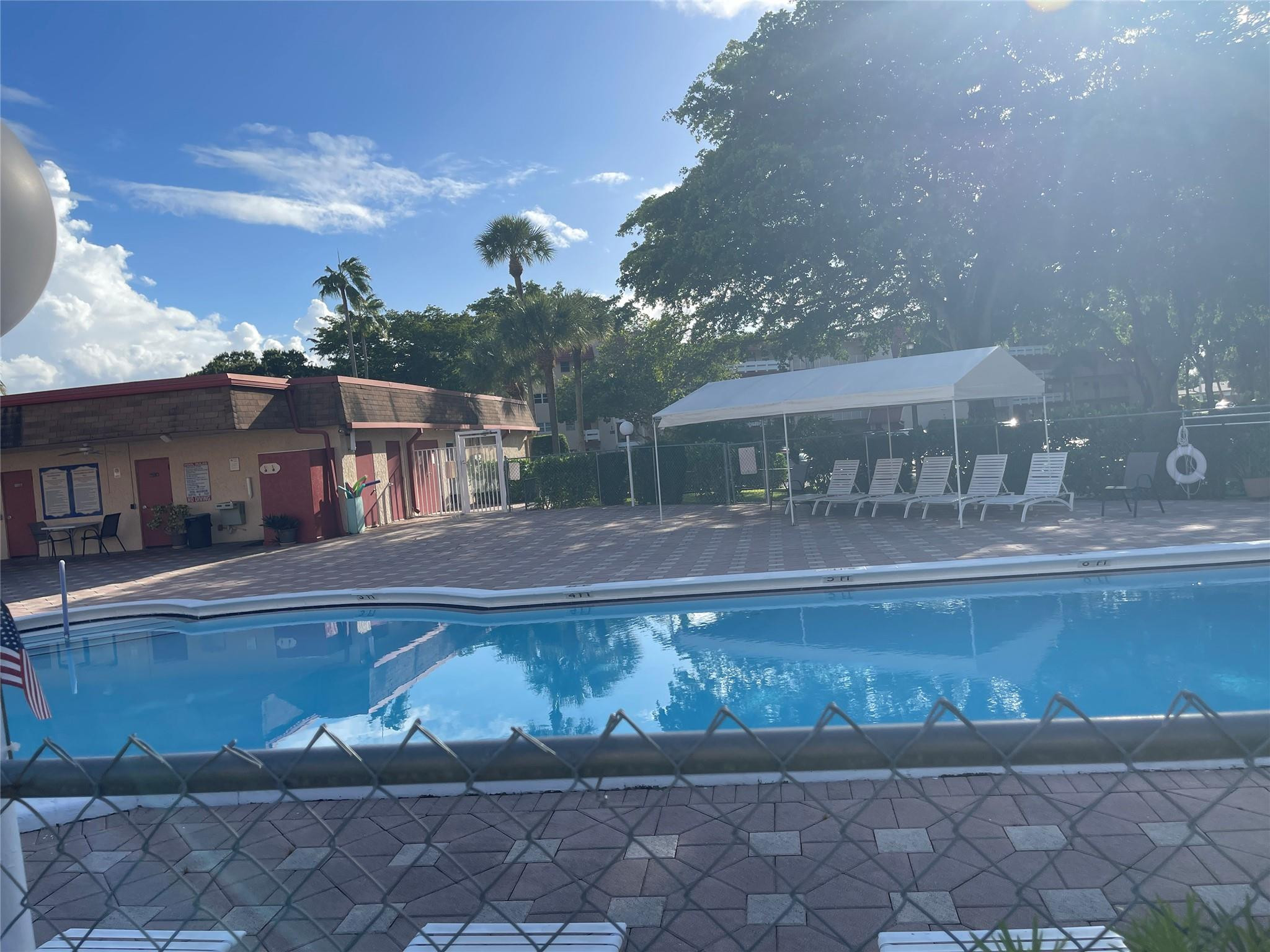 Oriole Golf & Tennis Club - Residential