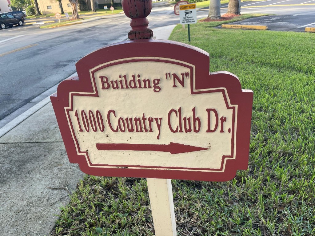 Oriole Golf & Tennis Club - Residential