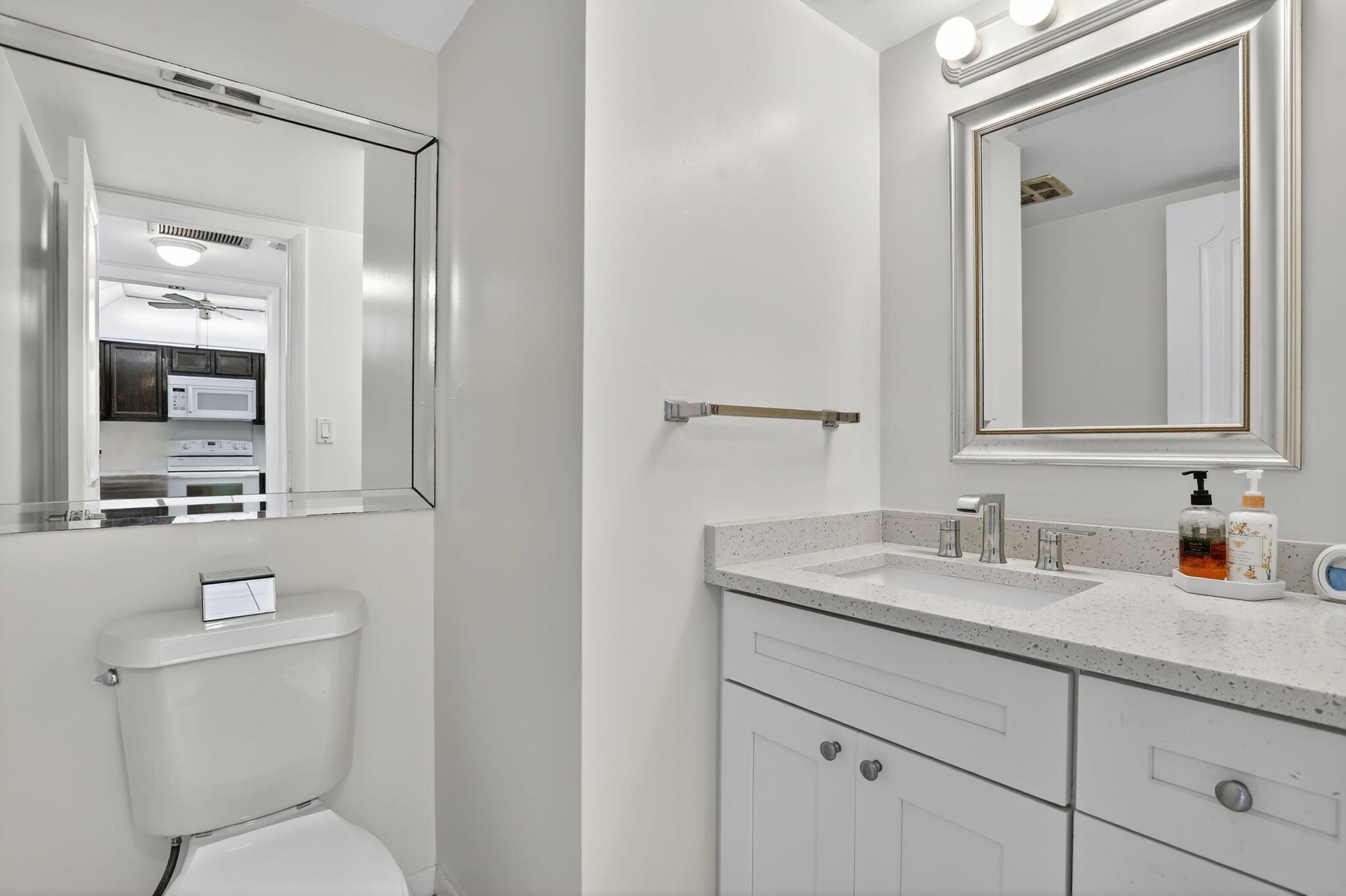 COUNTRY CLUB TOWER OF COR - Residential Lease