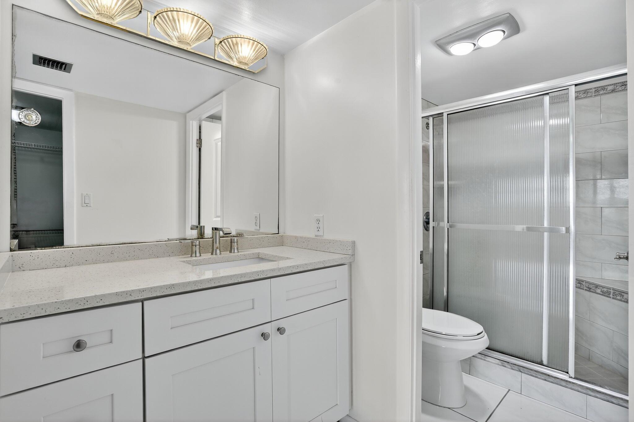 COUNTRY CLUB TOWER OF COR - Residential Lease