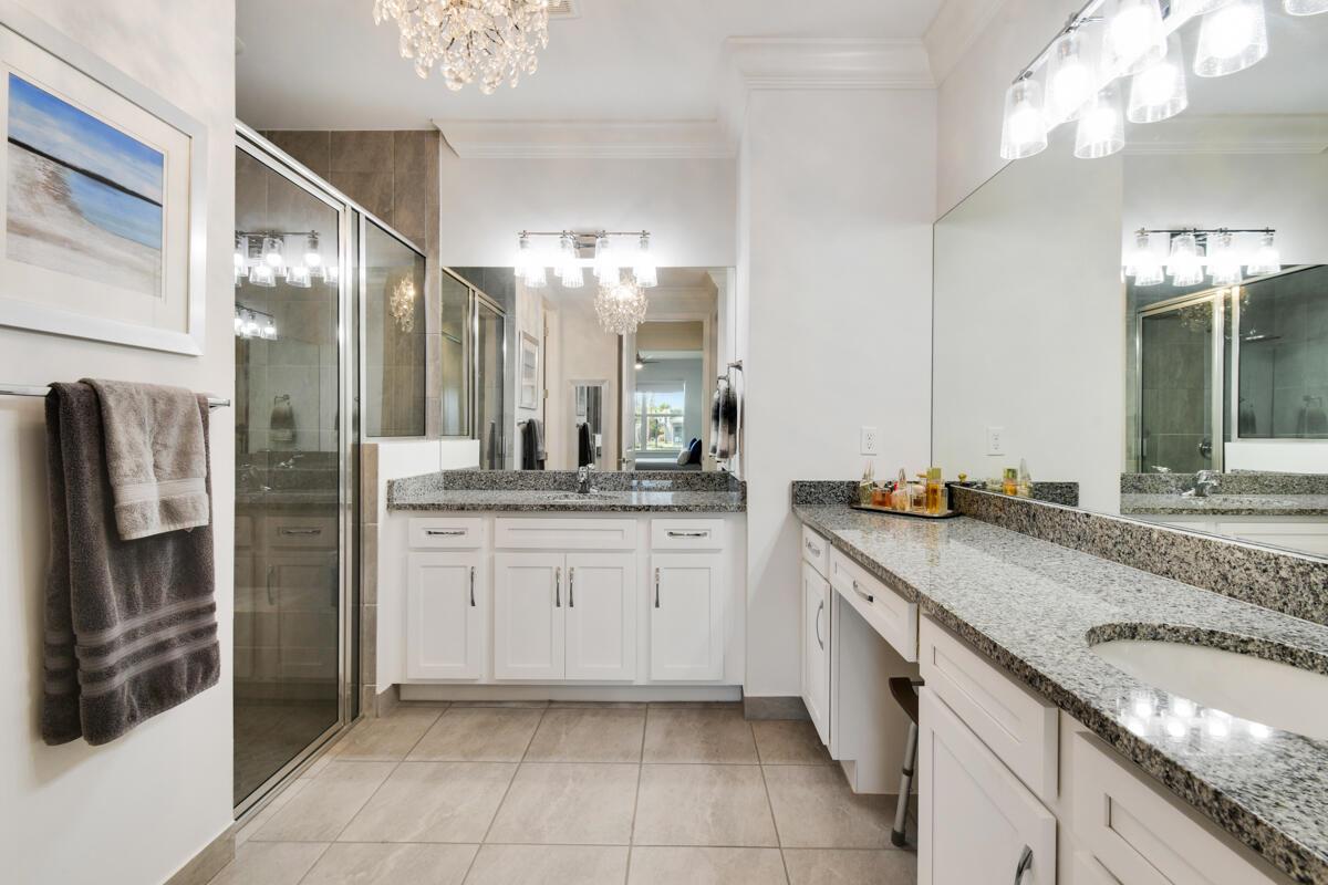 Valencia Cay - Residential