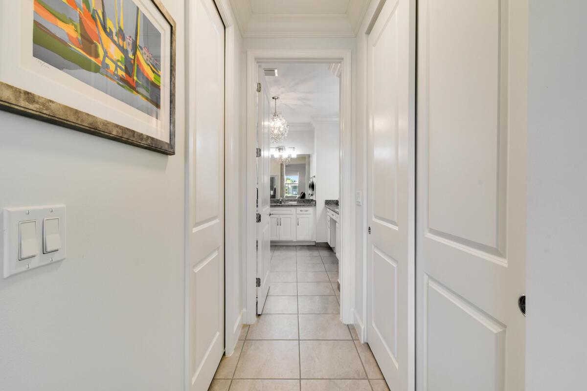 Valencia Cay - Residential