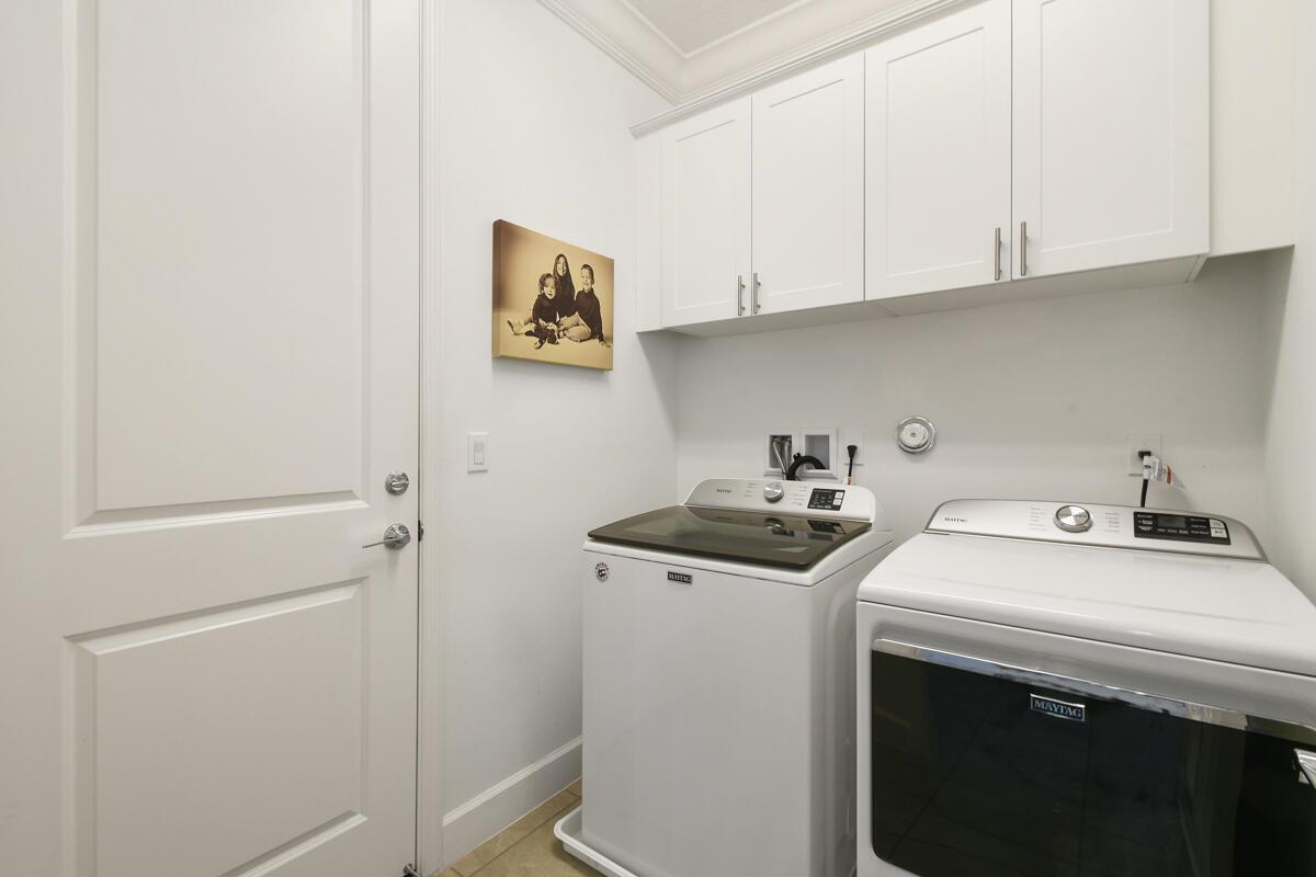 Valencia Cay - Residential