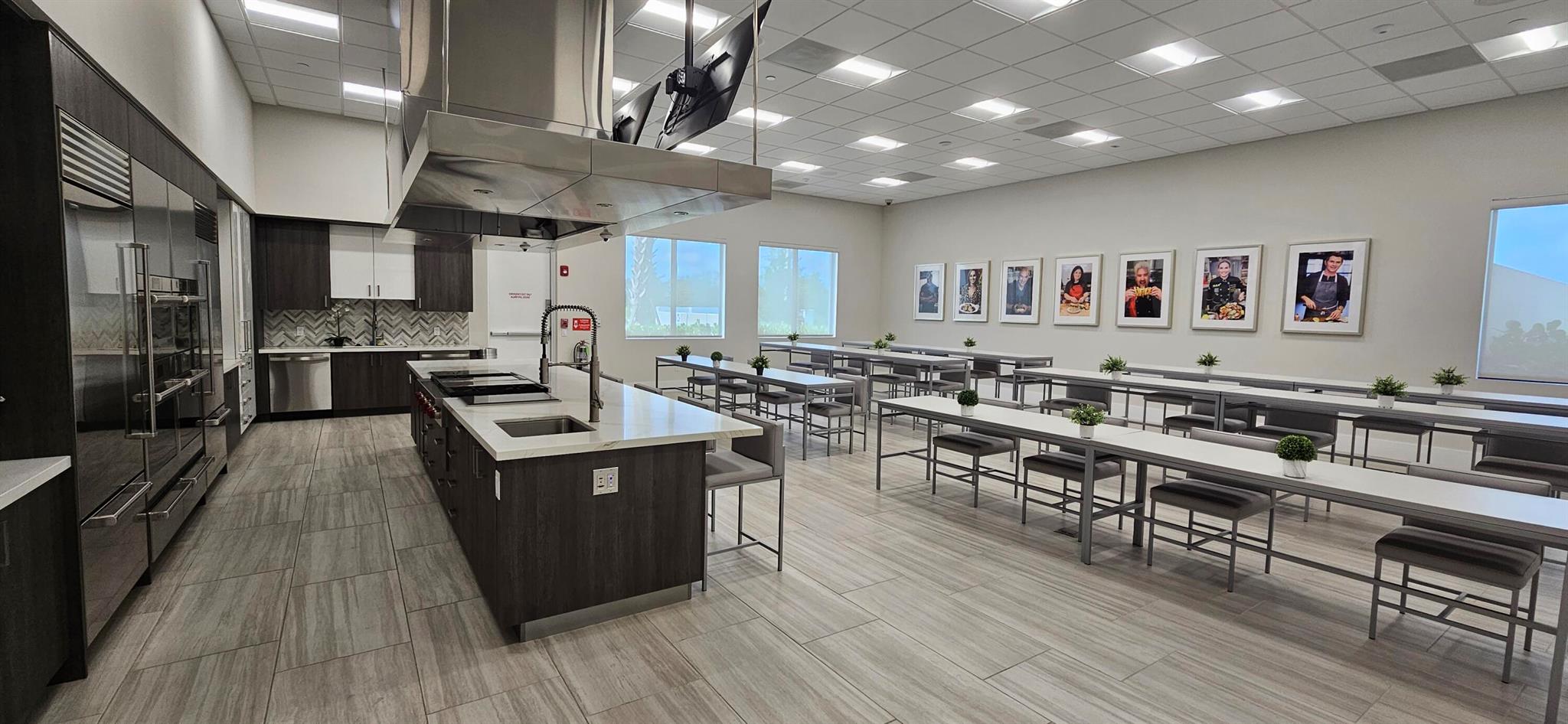 Valencia Cay - Residential