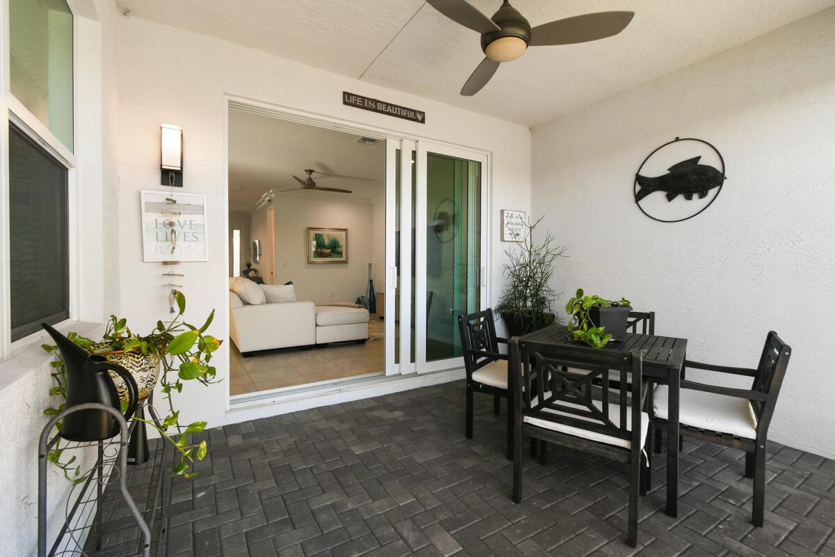 Valencia Cay - Residential