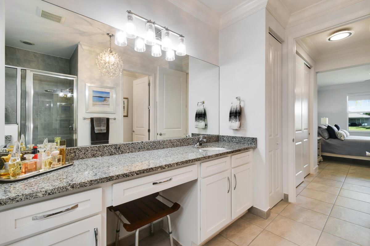 Valencia Cay - Residential