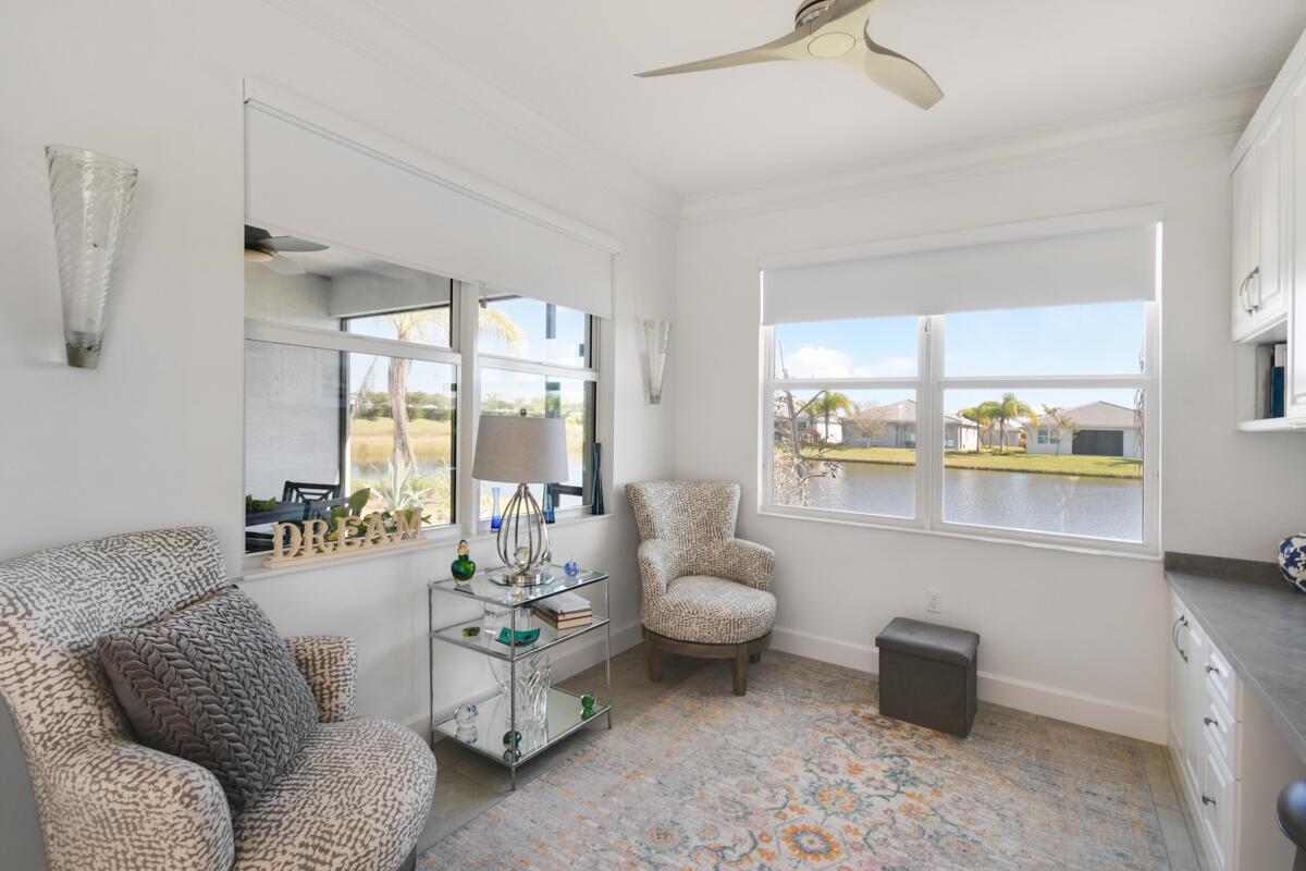 Valencia Cay - Residential