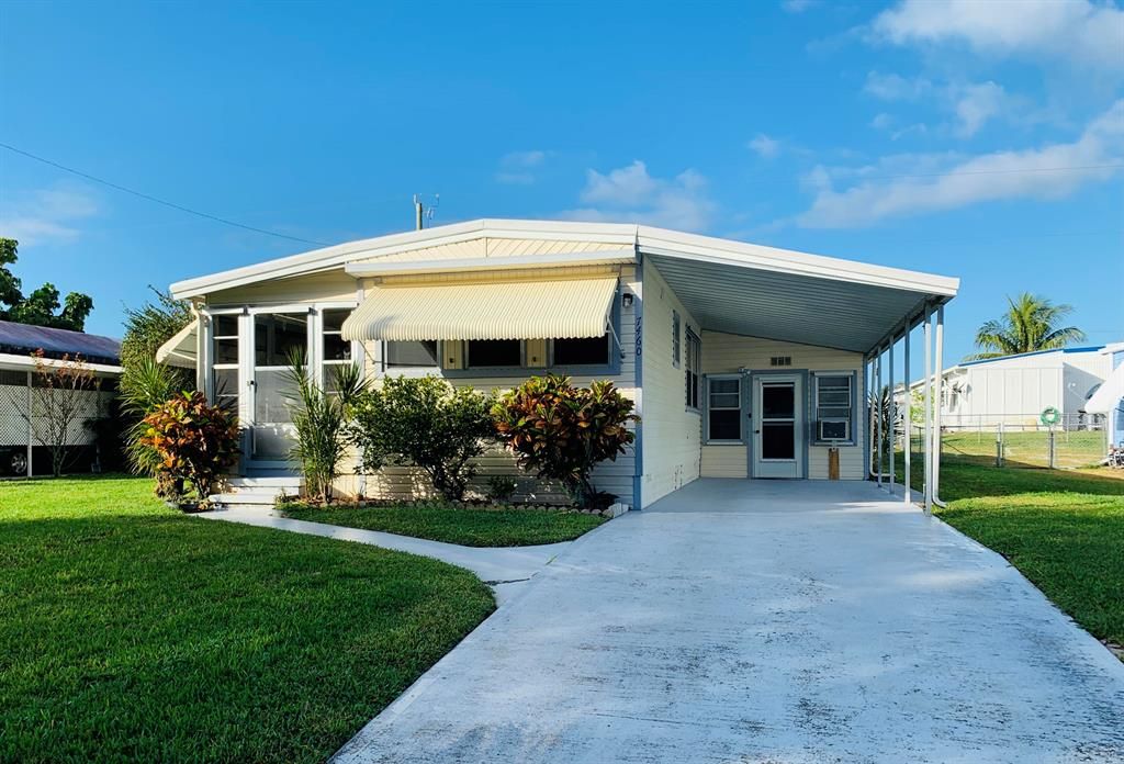 Photo of 7460 SE Eagle Avenue, Hobe Sound, FL 33455 (MLS # R10691686)