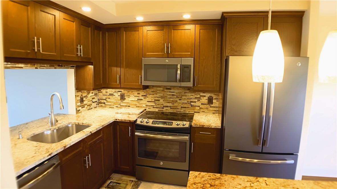 Island Club - Residential