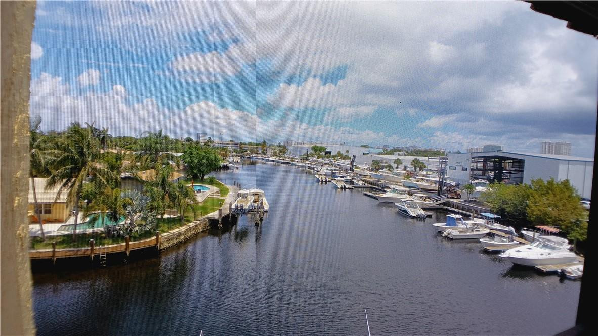 Island Club - Residential