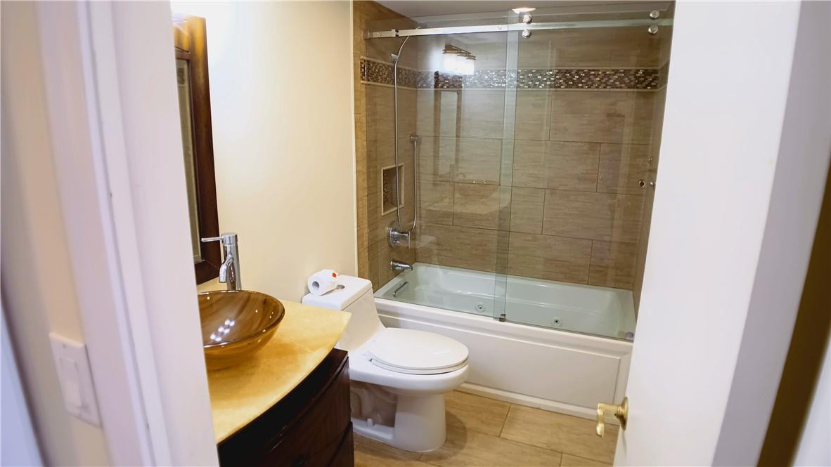 Island Club - Residential