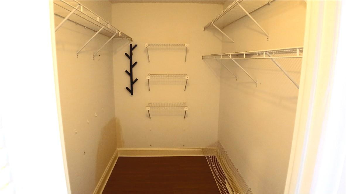 Island Club - Residential