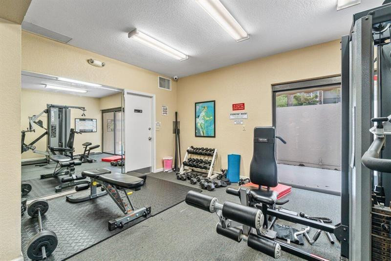 Island Club - Residential