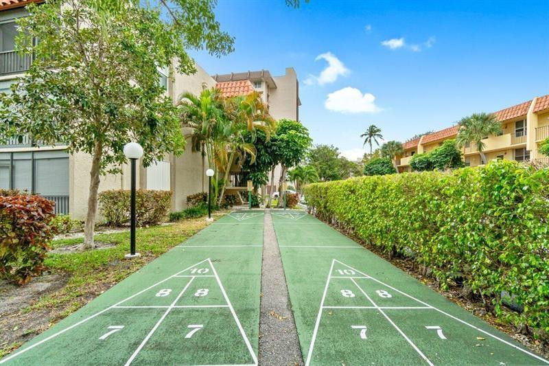 Island Club - Residential