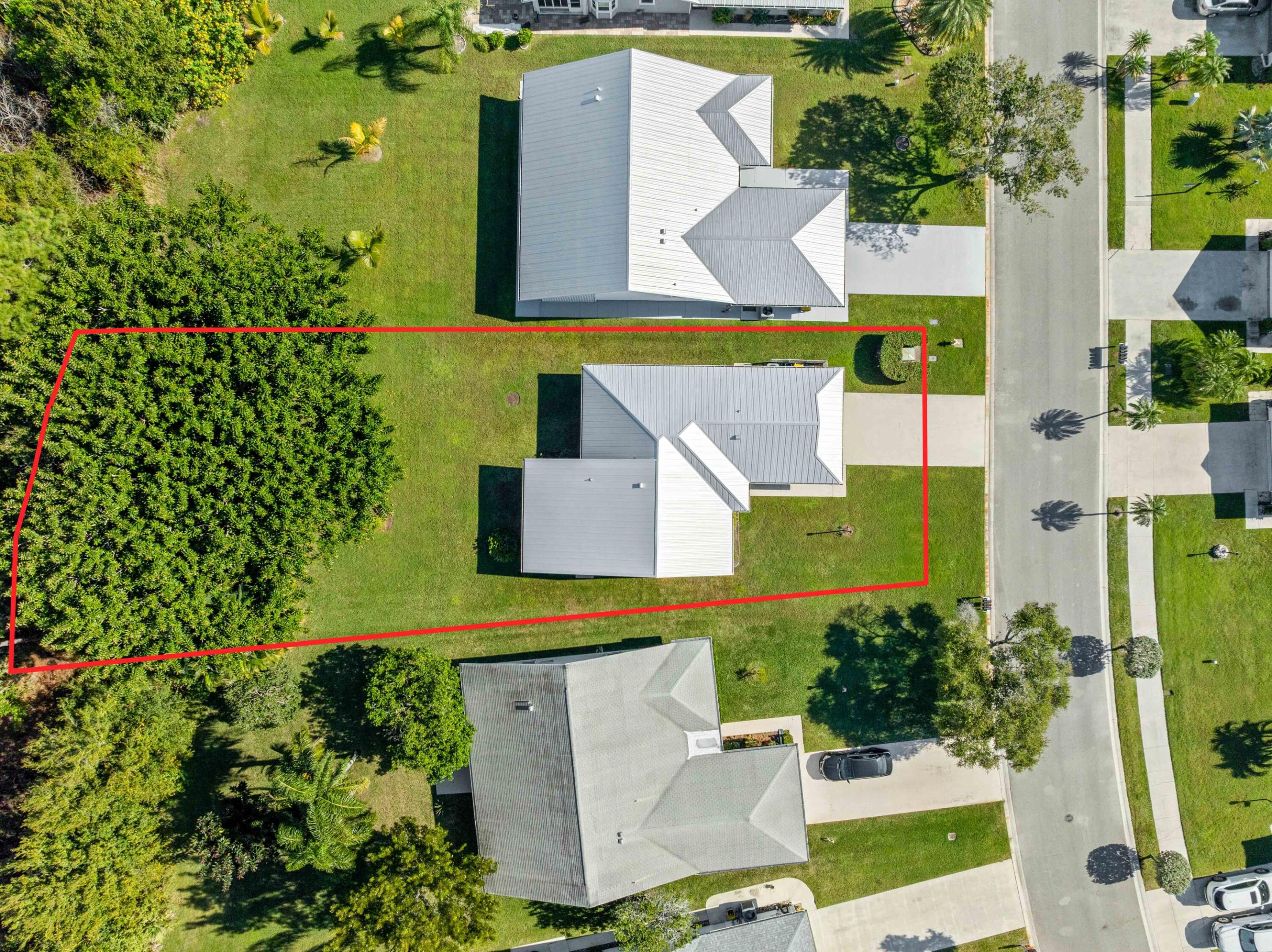 6760 SE Lillian Court