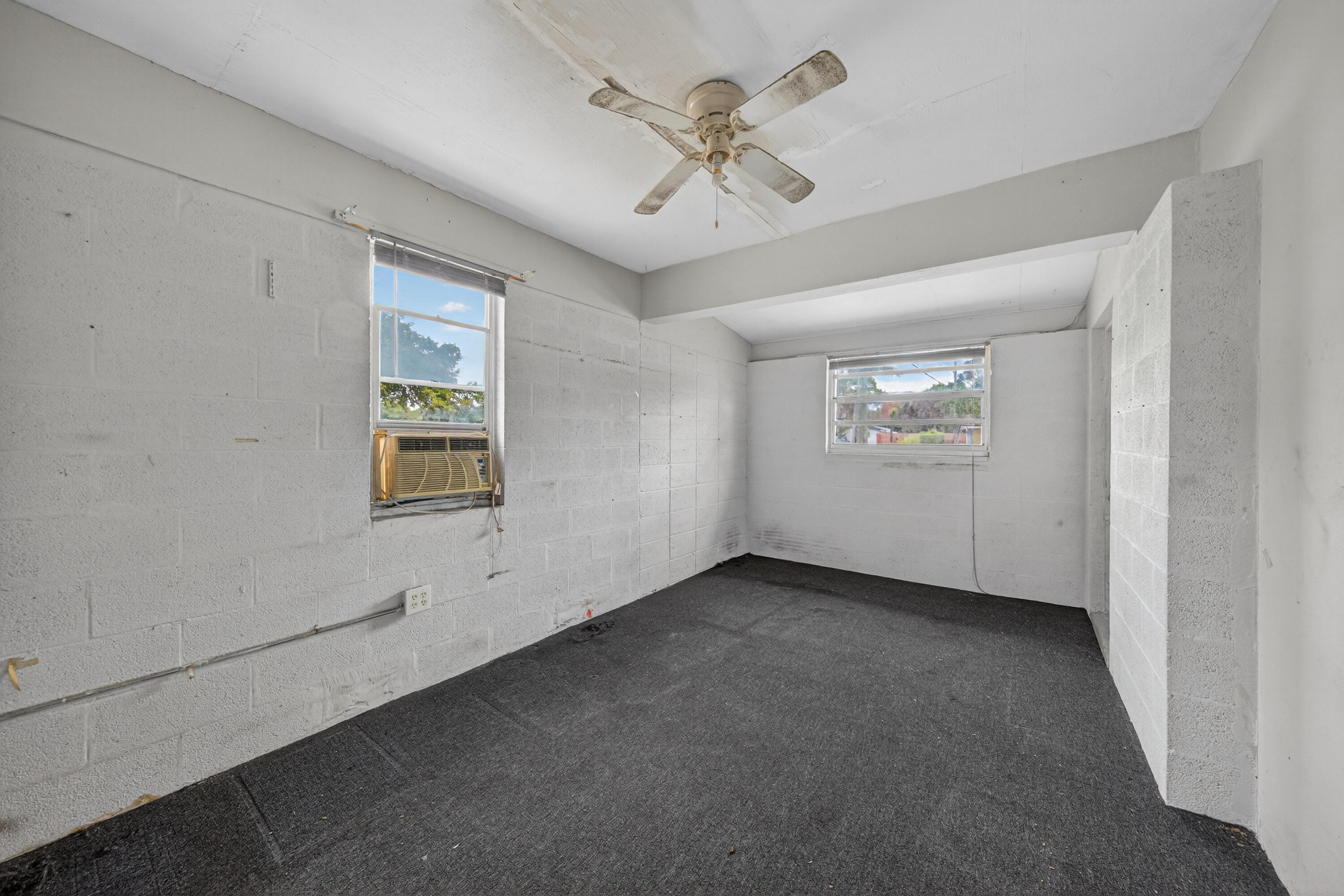 CRESTVIEW - Residential